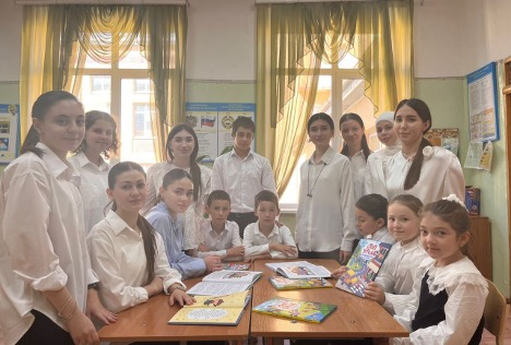 "Каждого ребенка за парту".